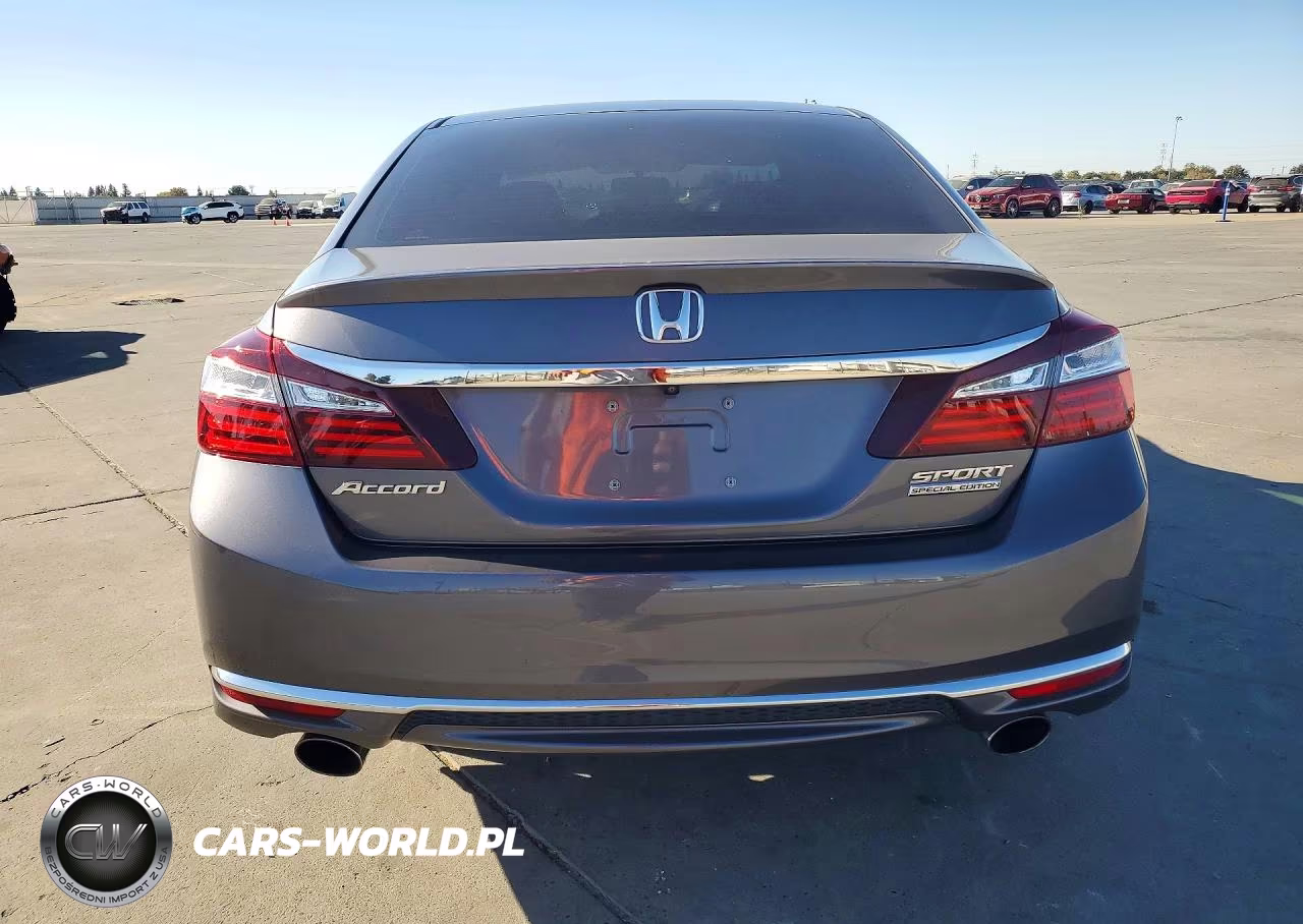 2017 Honda Accord Sport Special Edition VIN:1HGCR2F13HA045567 - 6