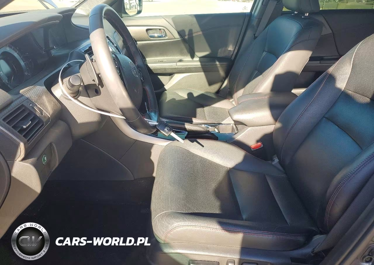2017 Honda Accord Sport Special Edition VIN:1HGCR2F13HA045567 - 7