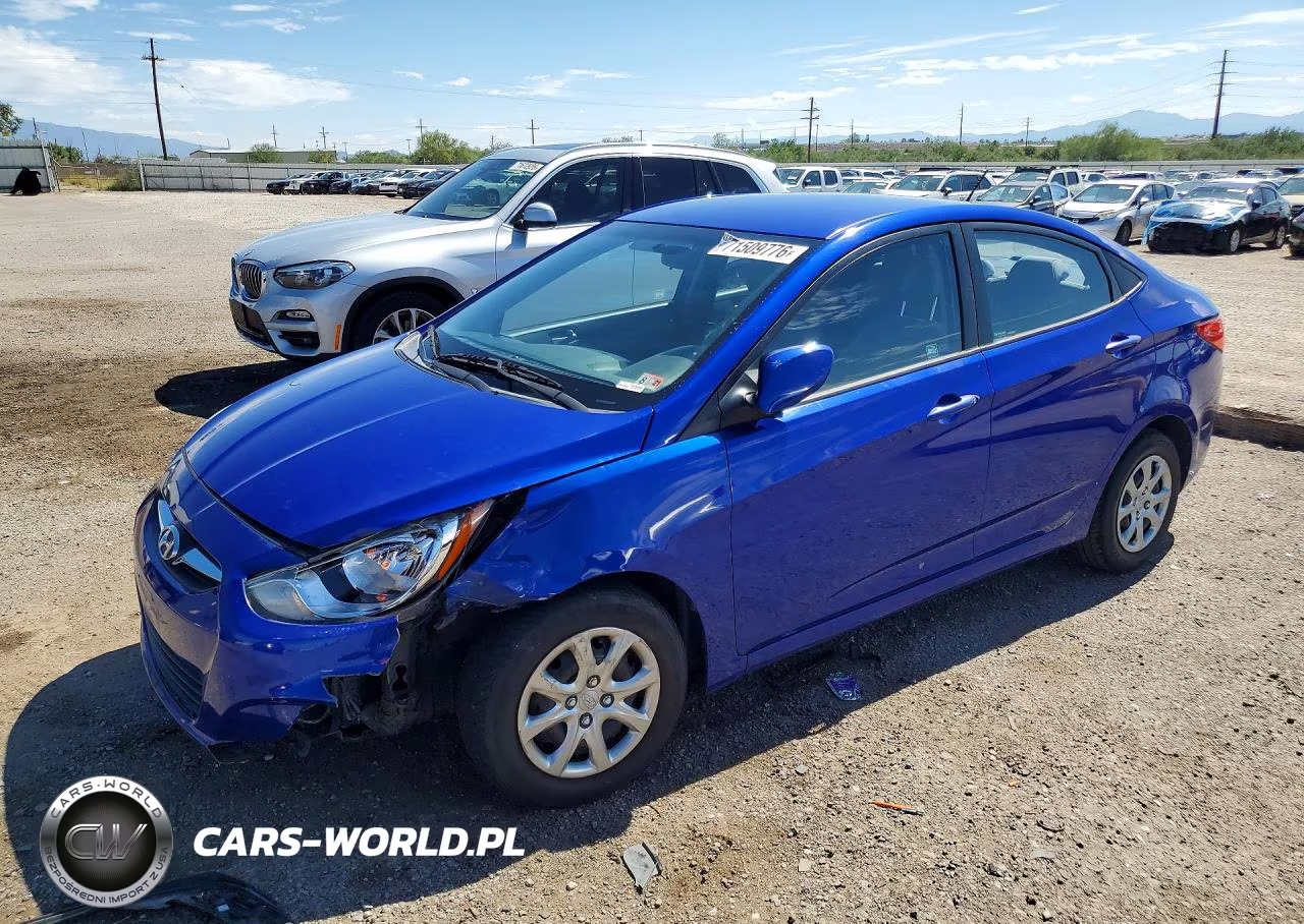2013 Hyundai Accent Gls VIN:KMHCT4AE9DU556680 - 1