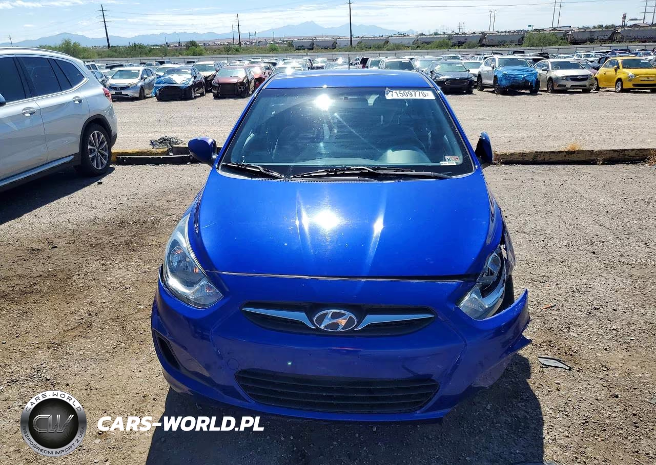 2013 Hyundai Accent Gls VIN:KMHCT4AE9DU556680 - 5