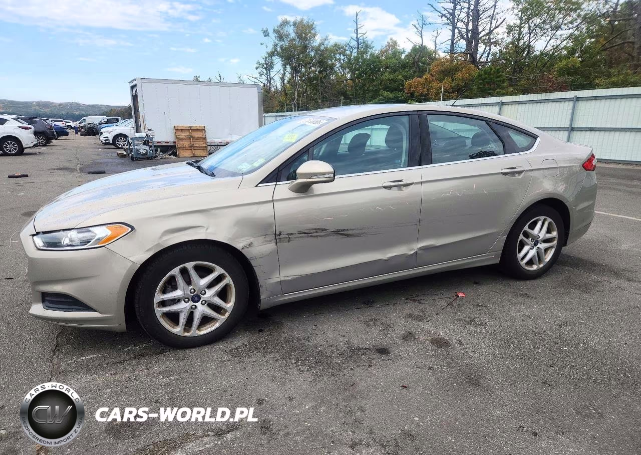 2015 Ford Fusion Se – zdjęcie 1 z 12