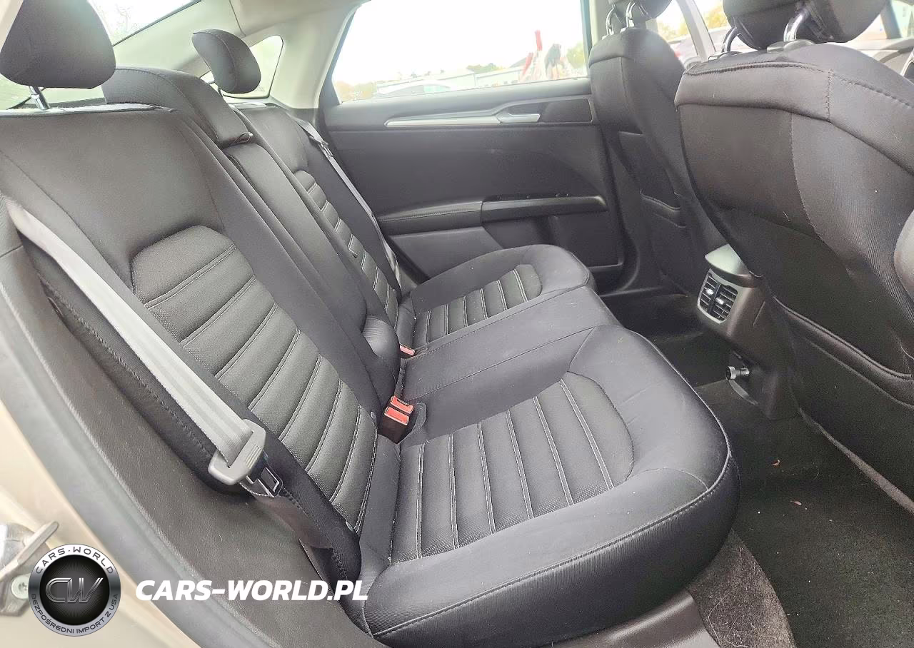 2015 Ford Fusion Se VIN:3FA6P0H75FR156539 - 10