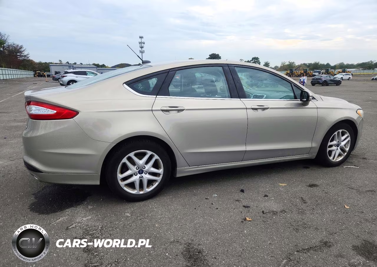 2015 Ford Fusion Se VIN:3FA6P0H75FR156539 - 3