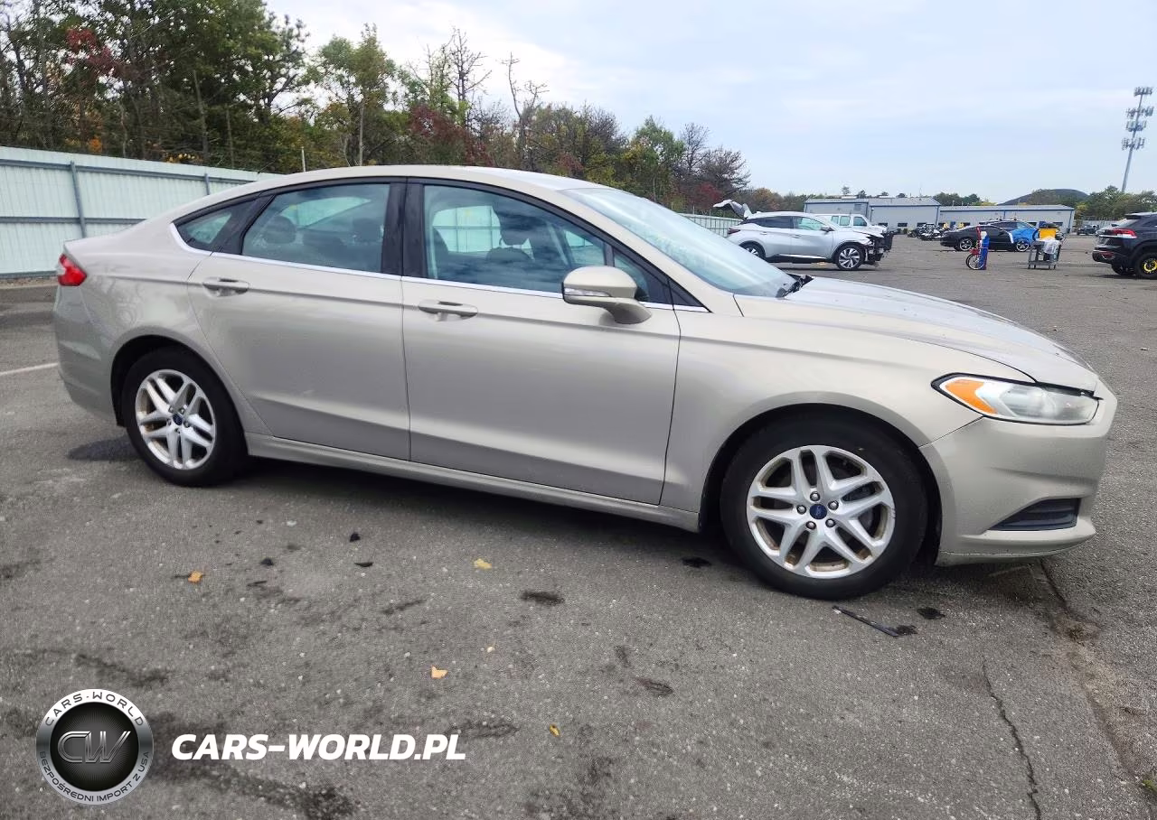2015 Ford Fusion Se VIN:3FA6P0H75FR156539 - 4
