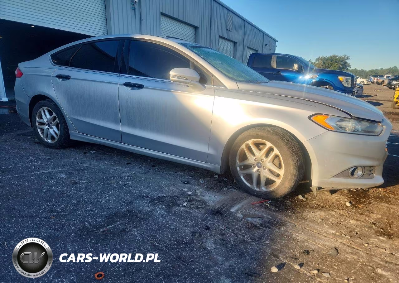 2015 Ford Fusion Se VIN:3FA6P0H71FR231348 - 4