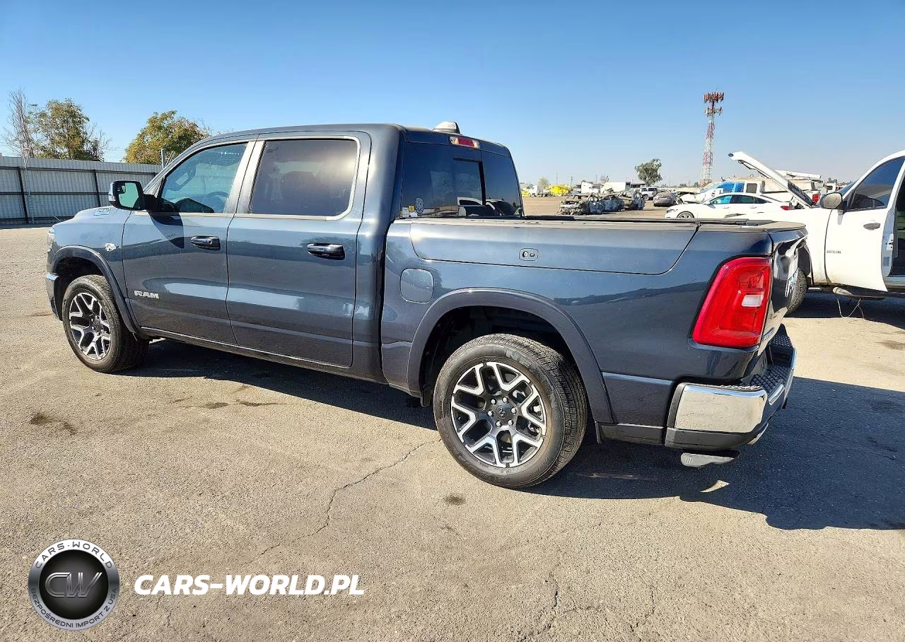2026 Ram 1500 Laramie VIN:1C6SRFJT0TN237631 - 2