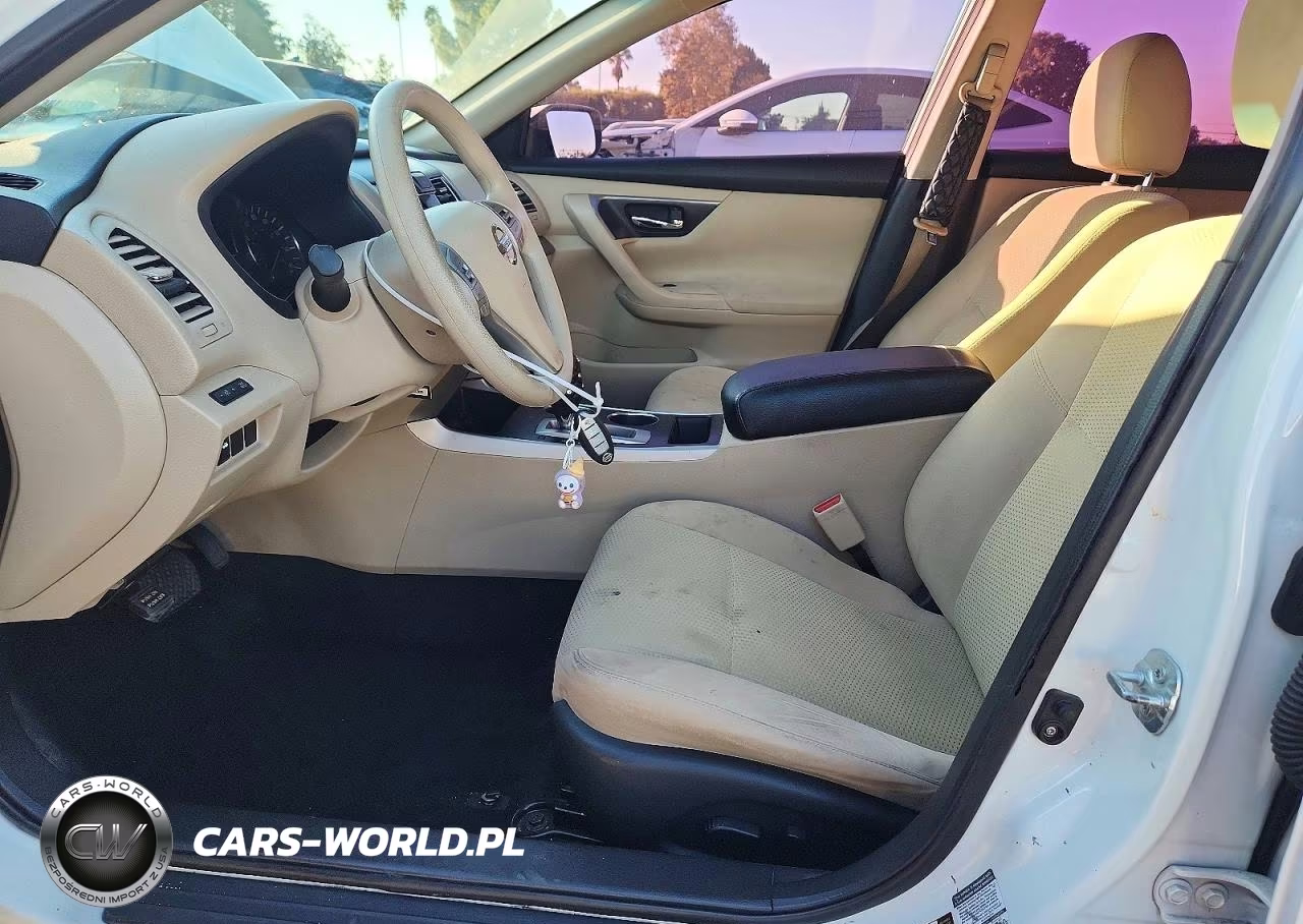 2015 Nissan Altima 2.5 S VIN:1N4AL3AP2FC192298 - 7