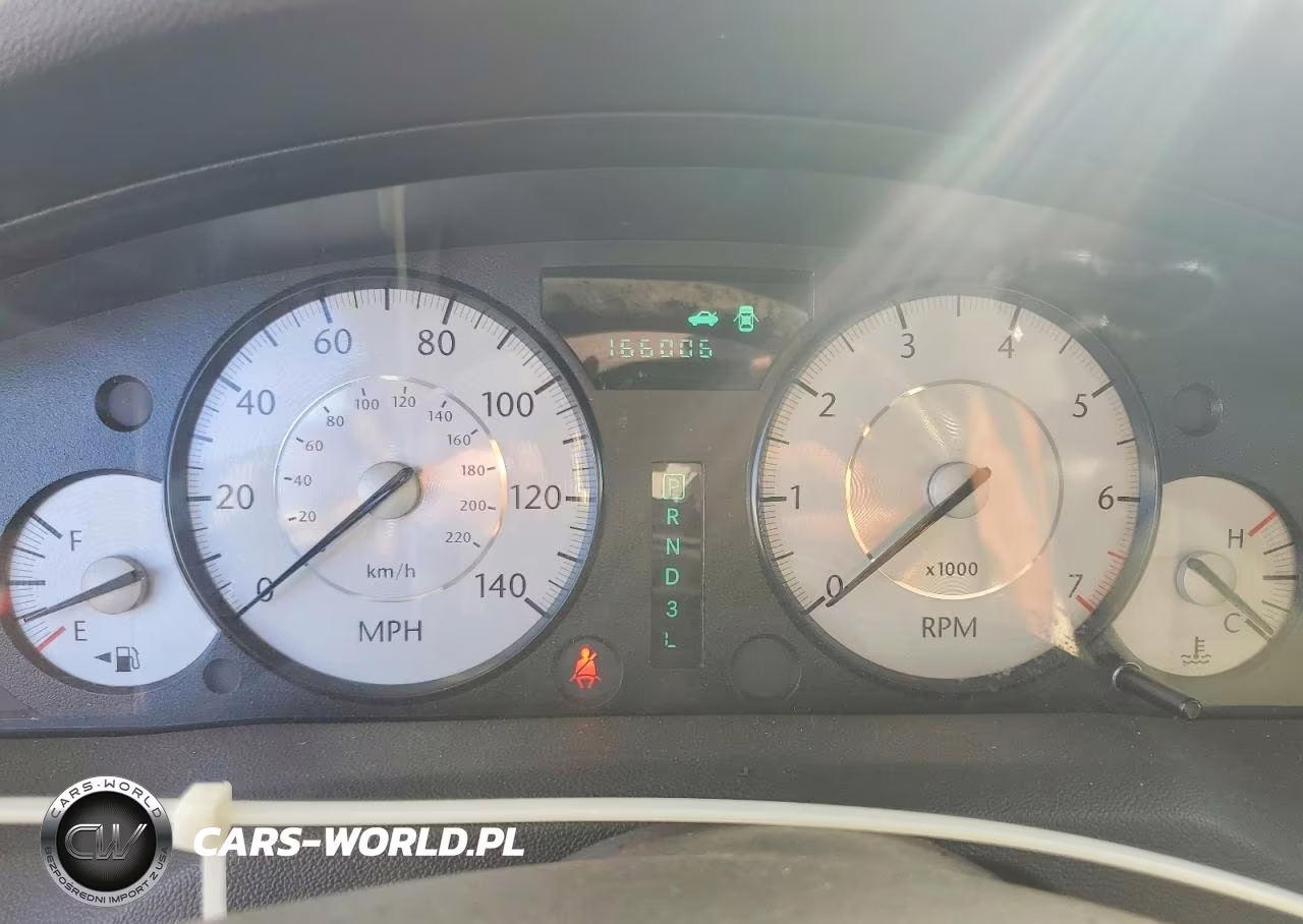 2008 Chrysler 300 Lx VIN:2C3KA43R18H126192 - 9