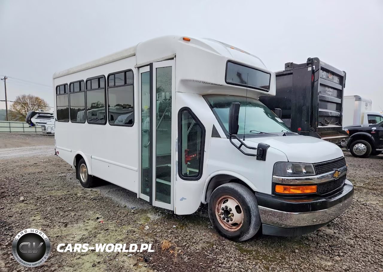 2022 Chevrolet Express Shuttle Bus VIN:1HA6GUB79NN008708 - 4