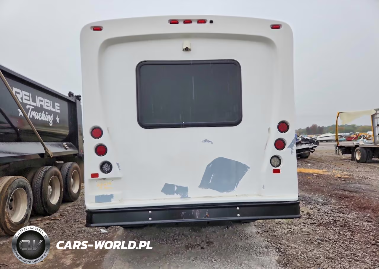 2022 Chevrolet Express Shuttle Bus VIN:1HA6GUB79NN008708 - 6