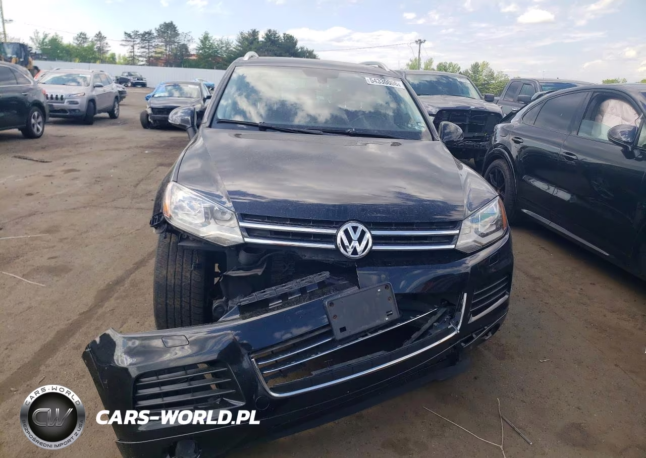 2011 Volkswagen Touareg V6 VIN:WVGFF9BP9BD005714 - 5