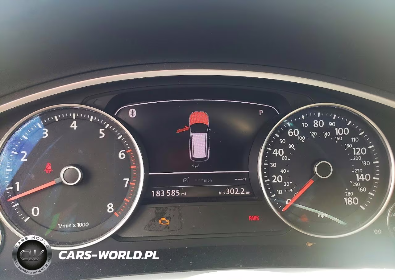 2011 Volkswagen Touareg V6 VIN:WVGFF9BP9BD005714 - 9