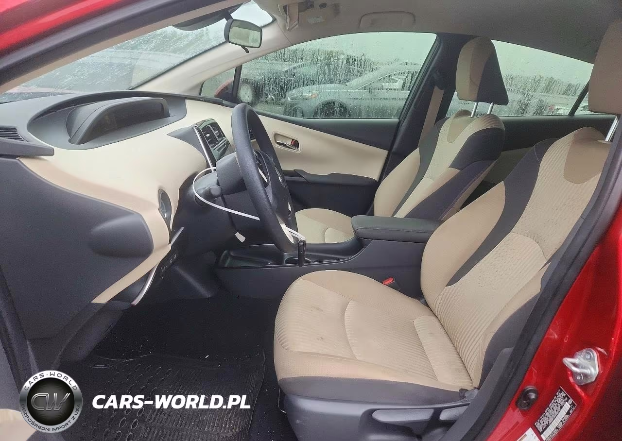 2017 Toyota Prius Two VIN:JTDKBRFU5H3556753 - 7
