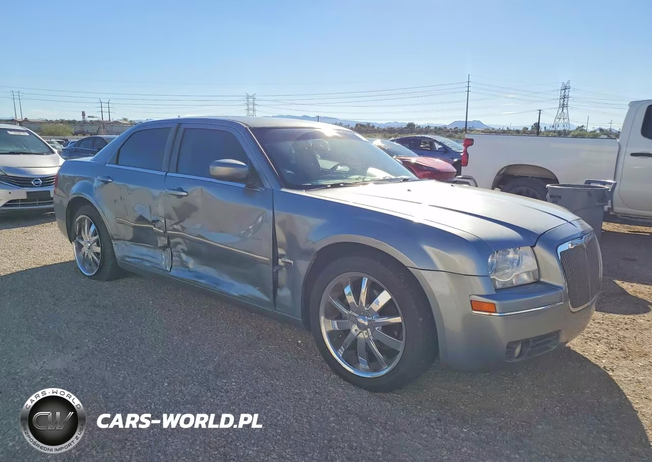 2007 Chrysler 300 Touring VIN:2C3LA53G87H724299 - 4