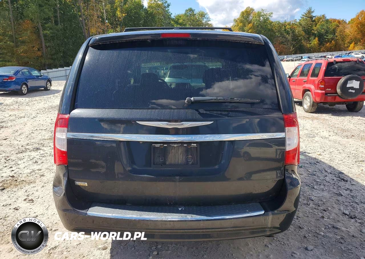 2014 Chrysler Town & Country Touring VIN:2C4RC1BG4ER216834 - 6