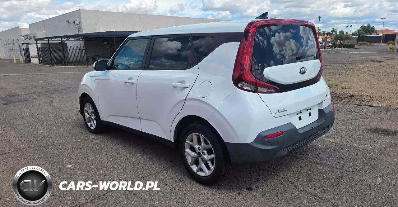 2020 Kia Soul S VIN:KNDJ23AU5L7017051 - 3