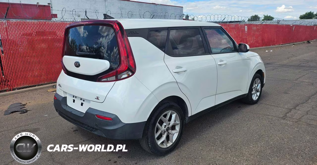 2020 Kia Soul S VIN:KNDJ23AU5L7017051 - 4