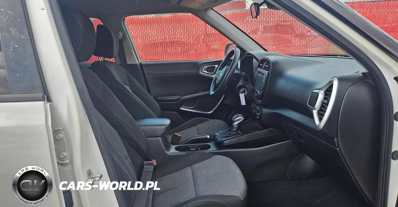 2020 Kia Soul S VIN:KNDJ23AU5L7017051 - 5