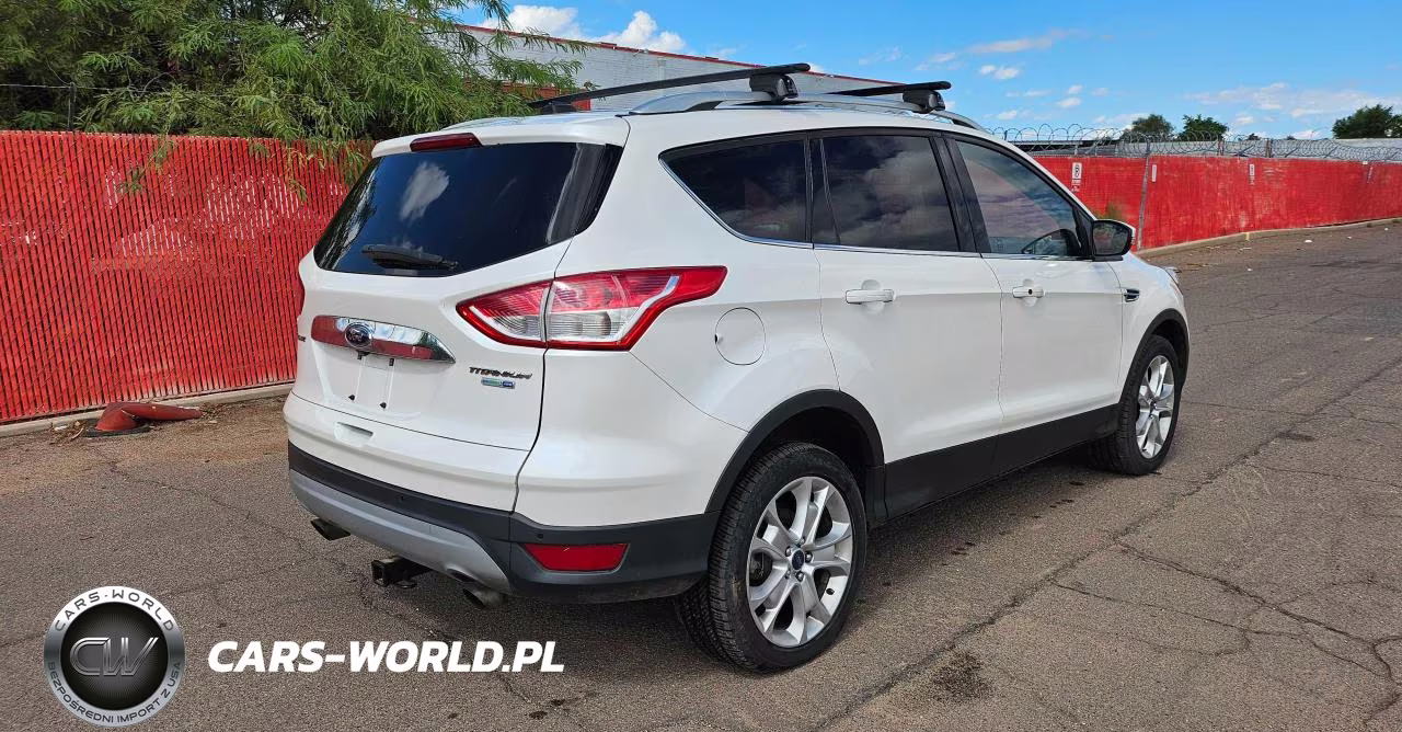 2016 Ford Escape Titanium VIN:1FMCU9J98GUC63564 - 4