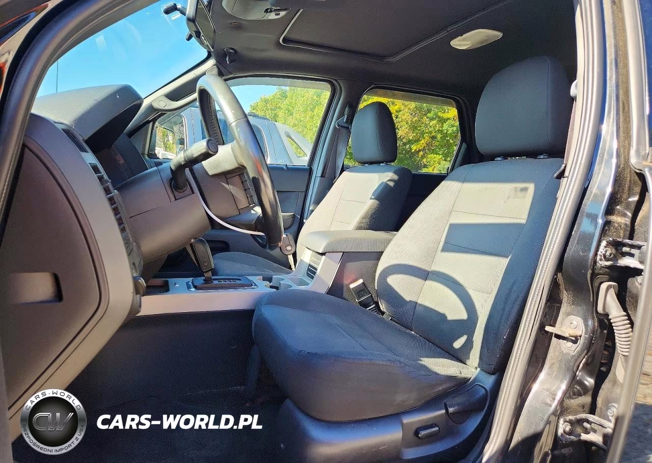 2010 Ford Escape Xlt VIN:1FMCU9DGXAKC24939 - 7