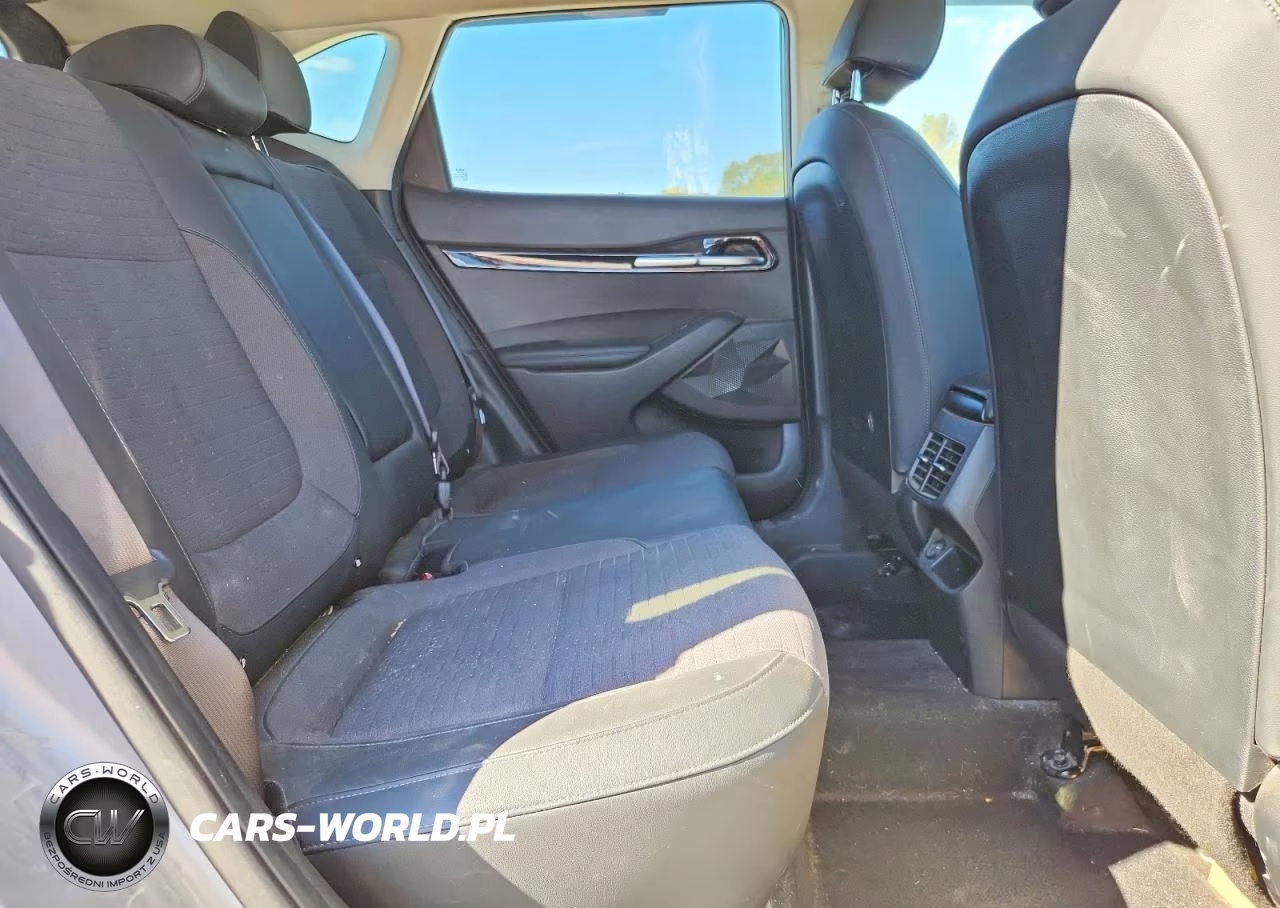 2022 Kia Seltos S VIN:KNDEU2AA8N7264837 - 11
