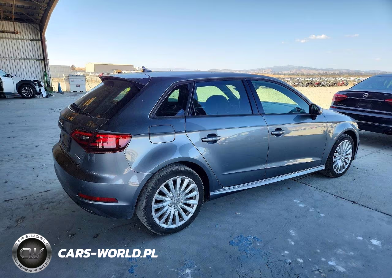2016 Audi A3 E-Tron Premium VIN:WAUUPBFFXGA158691 - 3