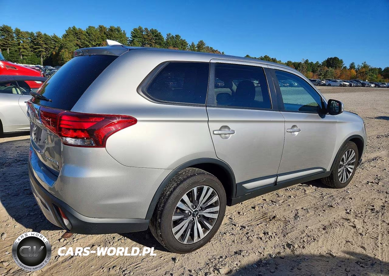 2019 Mitsubishi Outlander Se VIN:JA4AZ3A39KZ044947 - 3
