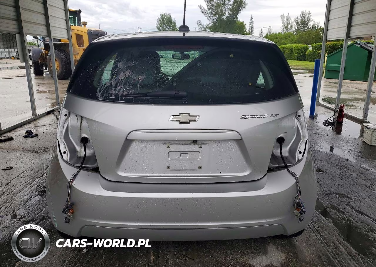 2016 Chevrolet Sonic Lt VIN:1G1JC6SH1G4167352 - 6
