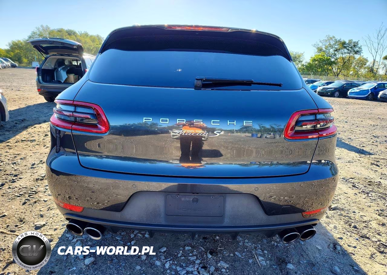 2017 Porsche Macan S VIN:WP1AB2A50HLB19437 - 6