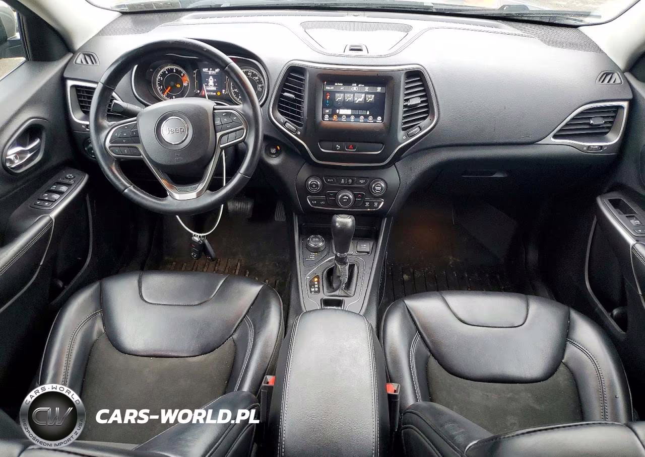 2019 Jeep Cherokee Latitude Plus VIN:1C4PJMLB1KD482294 - 8