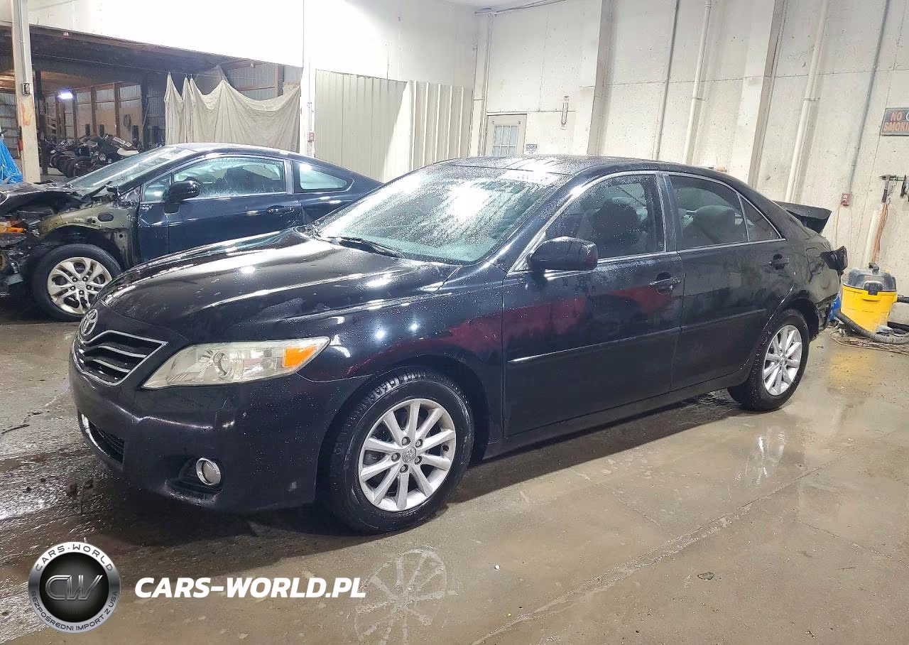 2011 Toyota Camry Xle V6 – zdjęcie 1 z 13