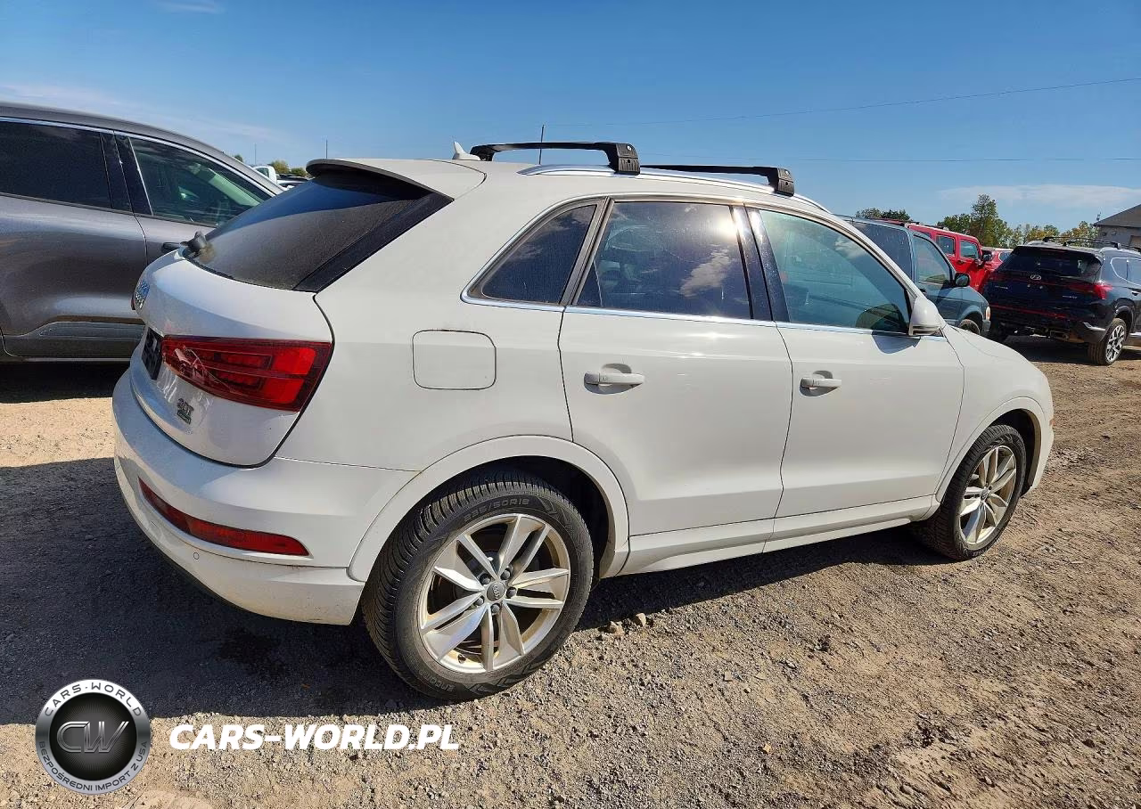 2016 Audi Q3 Premium Plus VIN:WA1EFCFS3GR012710 - 3