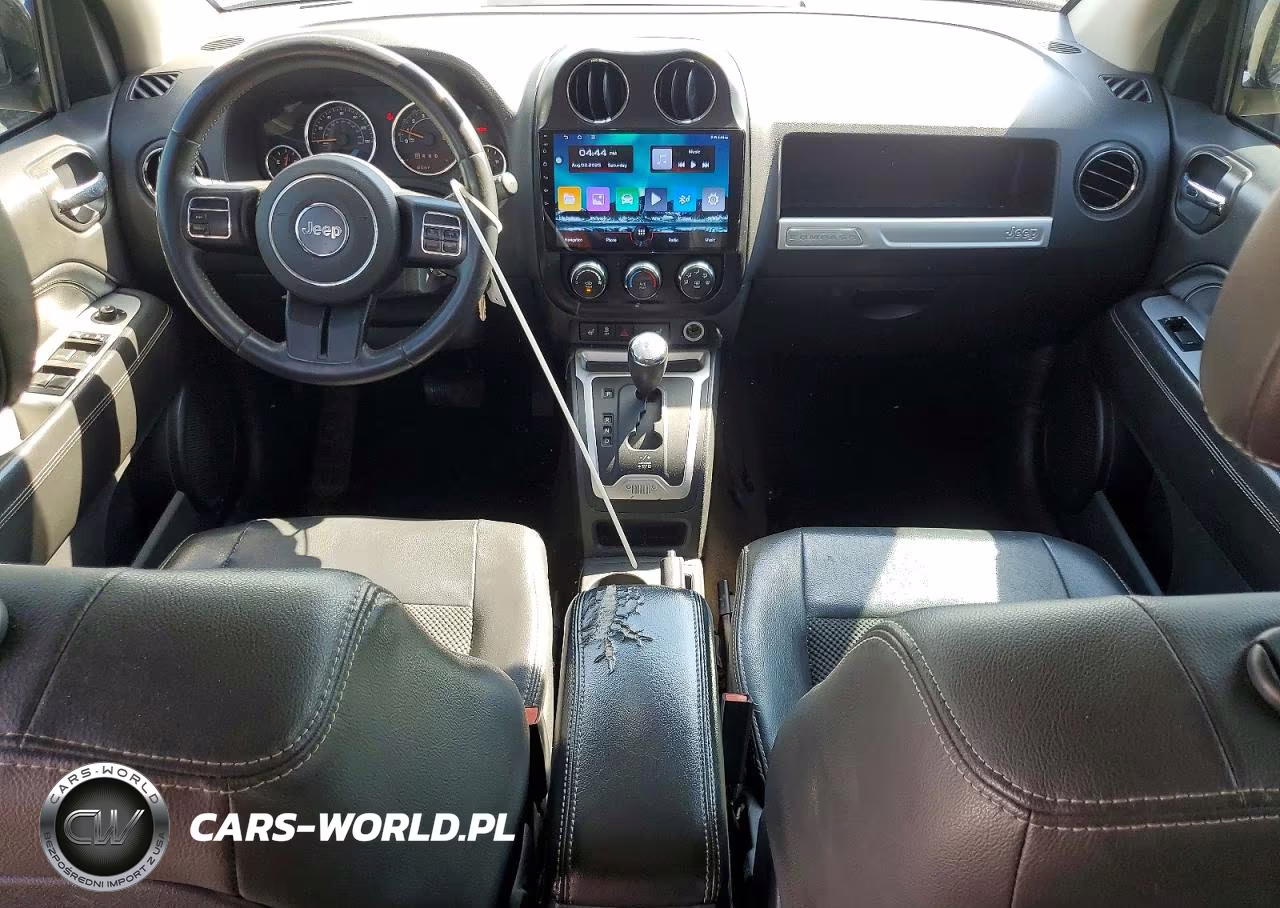 2014 Jeep Compass Latitude VIN:1C4NJCEB6ED856675 - 8