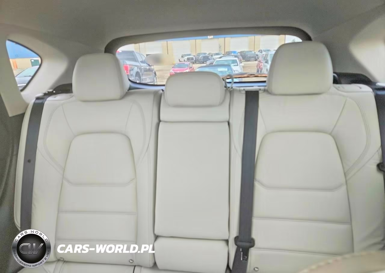 2025 Mazda Cx-5 Preferred VIN:JM3KFBCL7S0541985 - 10