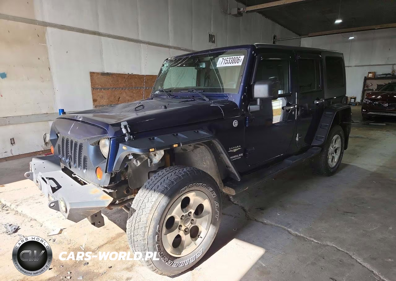 2013 Jeep Wrangler Unlimited Sahara