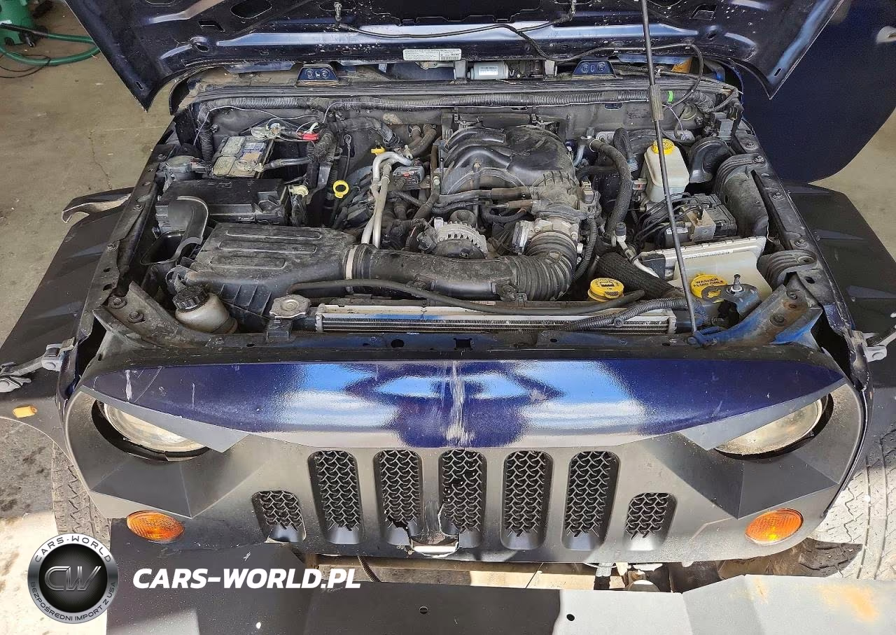 2013 Jeep Wrangler Unlimited Sahara VIN:1C4BJWEG9DL619702 - 11
