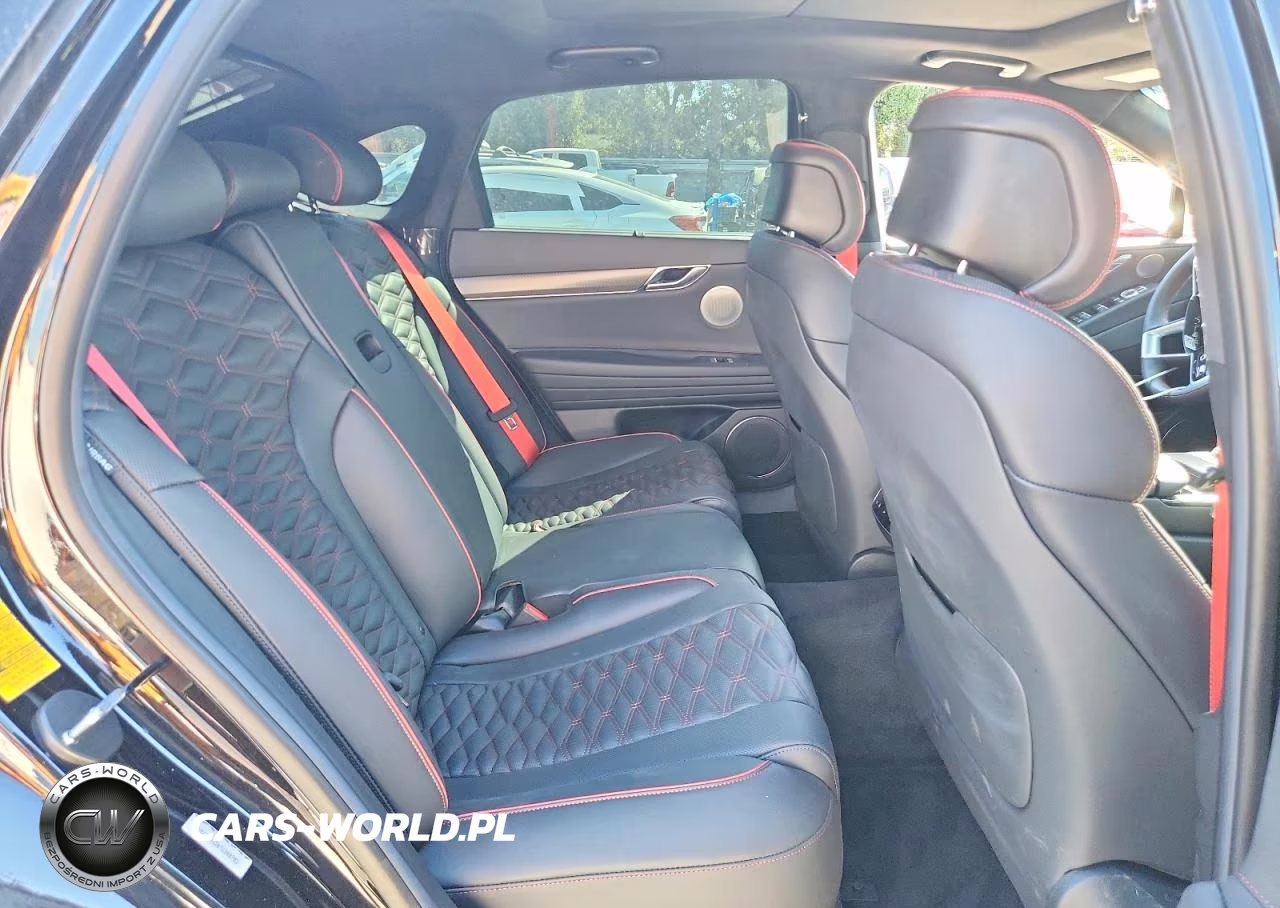 2026 Genesis G80 Sport Prestige VIN:KMTGG4SD0TU308785 - 10