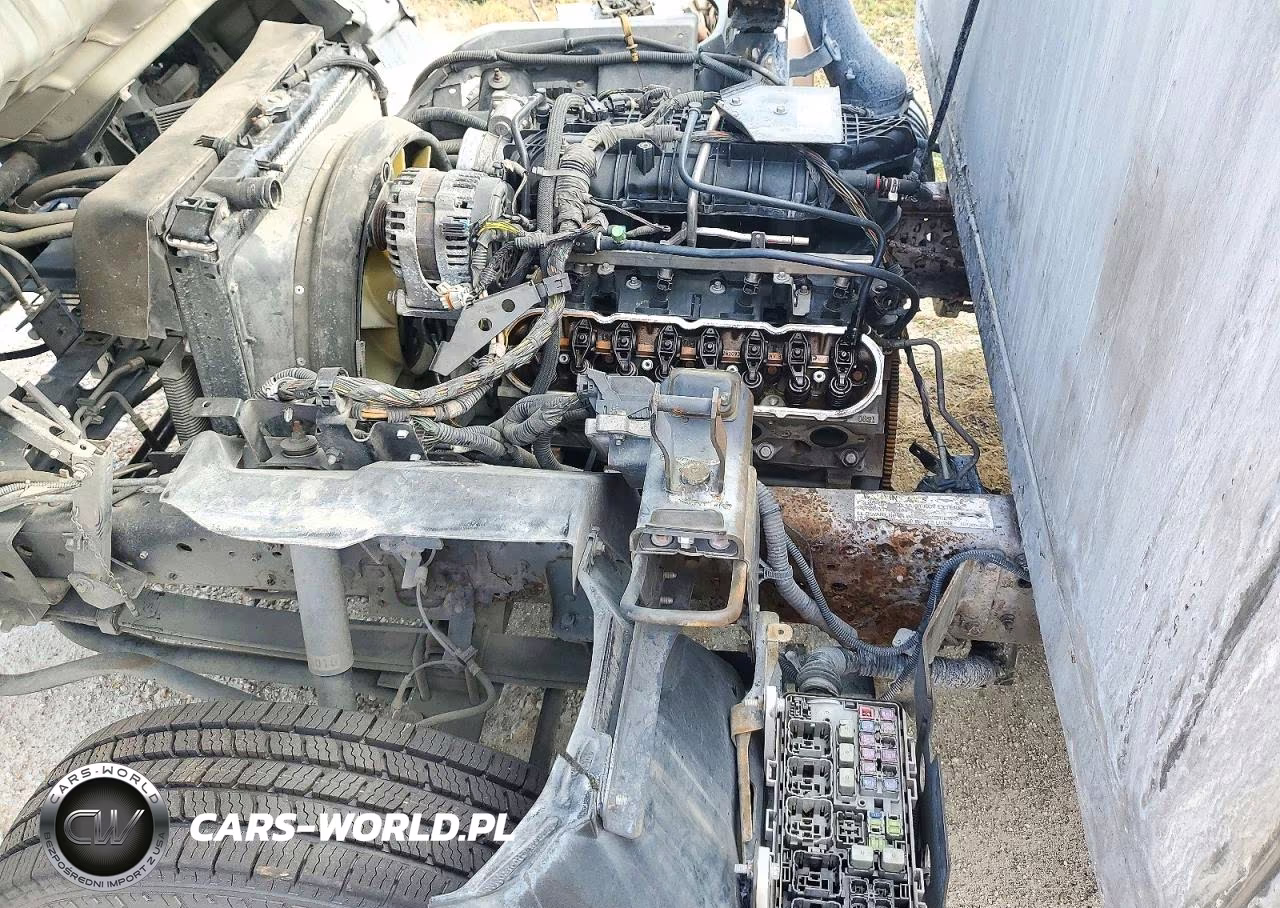 2019 Isuzu Npr Water Truck VIN:54DB4W1B8KS803352 - 11