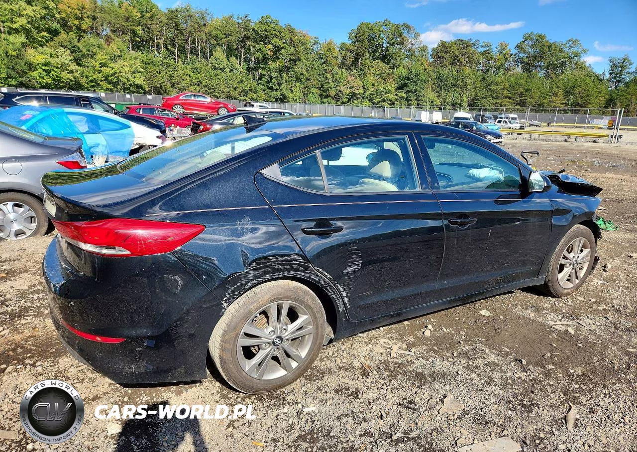 2017 Hyundai Elantra Value Edition VIN:5NPD84LF4HH189302 - 3