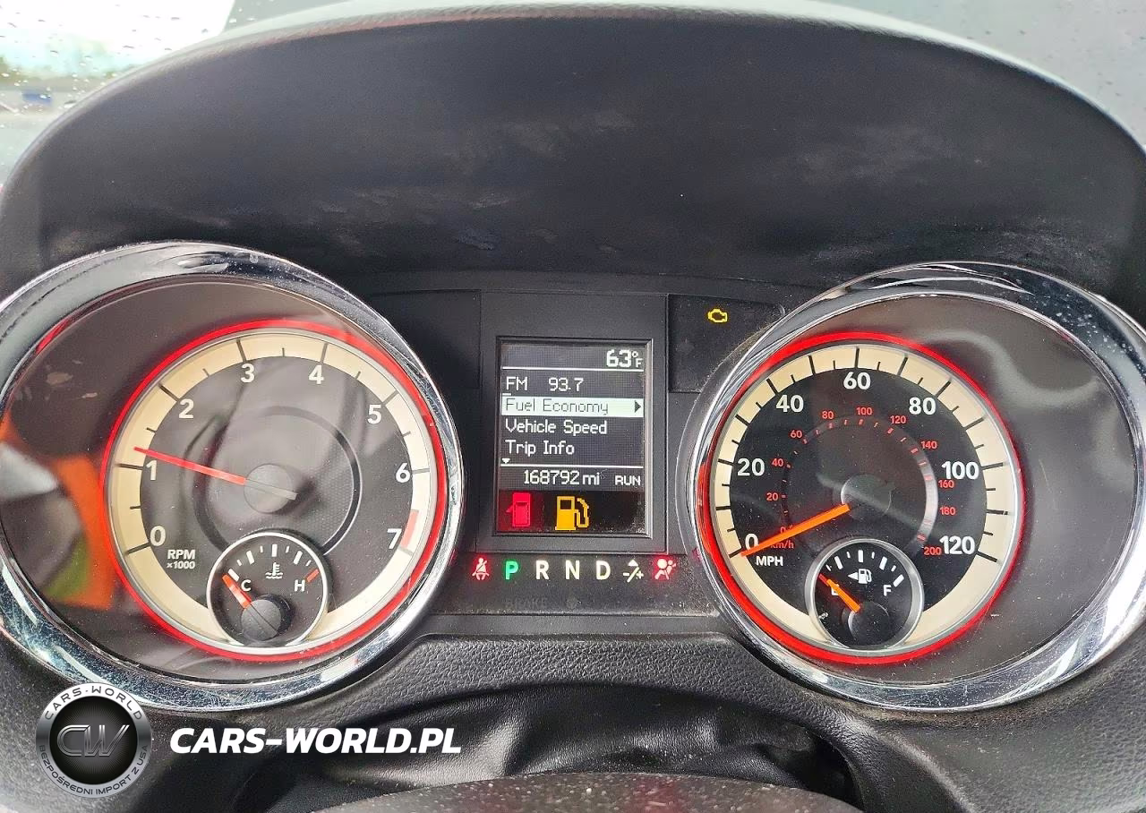 DODGE GRAND CARA VIN:2C4RDGCG4JR326839 - 9
