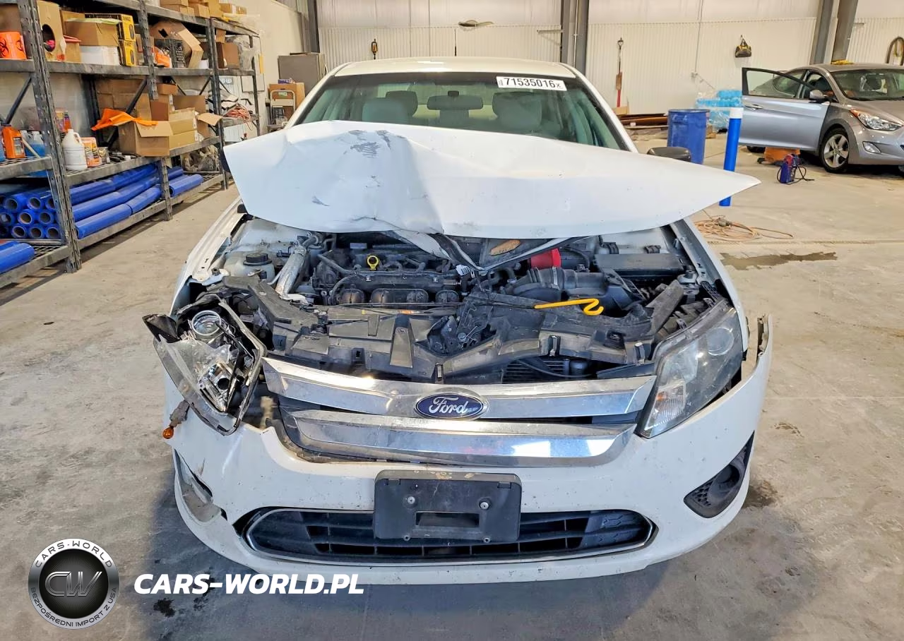 2011 Ford Fusion S VIN:3FAHP0GAXBR342626 - 5