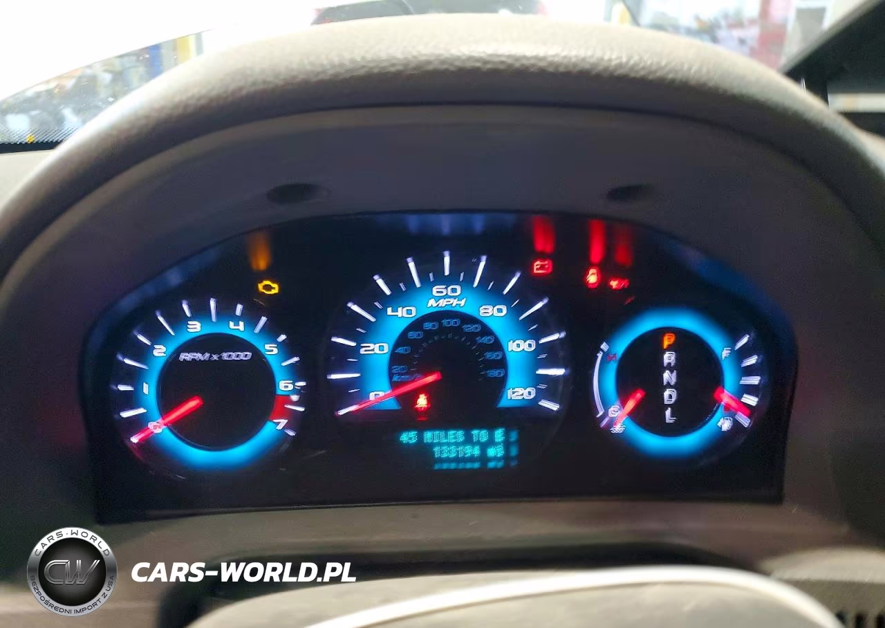 2011 Ford Fusion S VIN:3FAHP0GAXBR342626 - 9