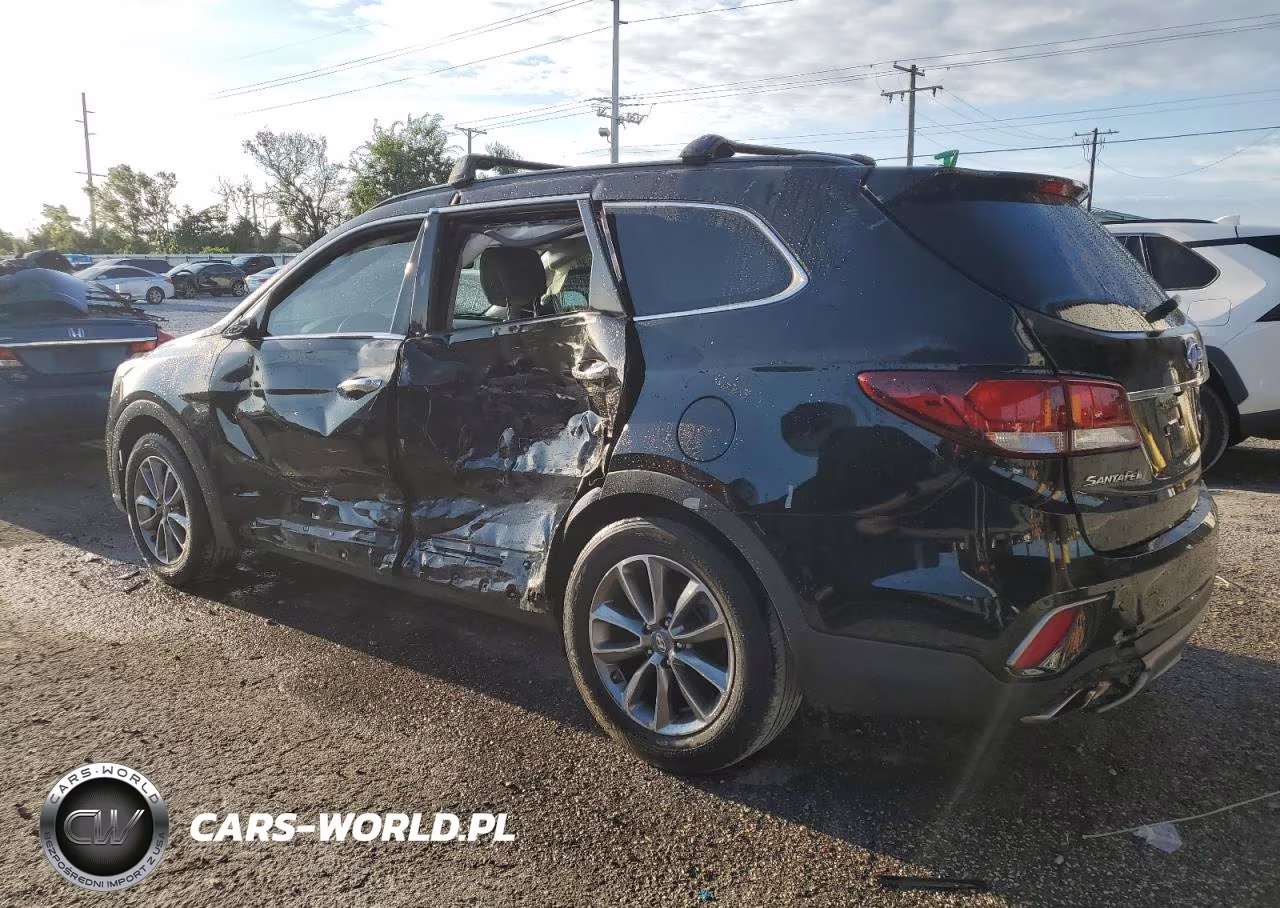 2018 Hyundai Santa Fe Se VIN:KM8SM4HF3JU260489 - 2