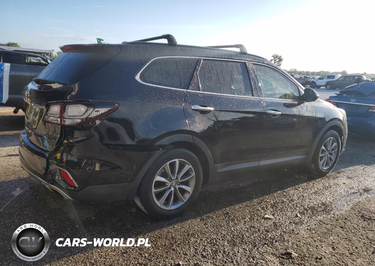 2018 Hyundai Santa Fe Se VIN:KM8SM4HF3JU260489 - 3