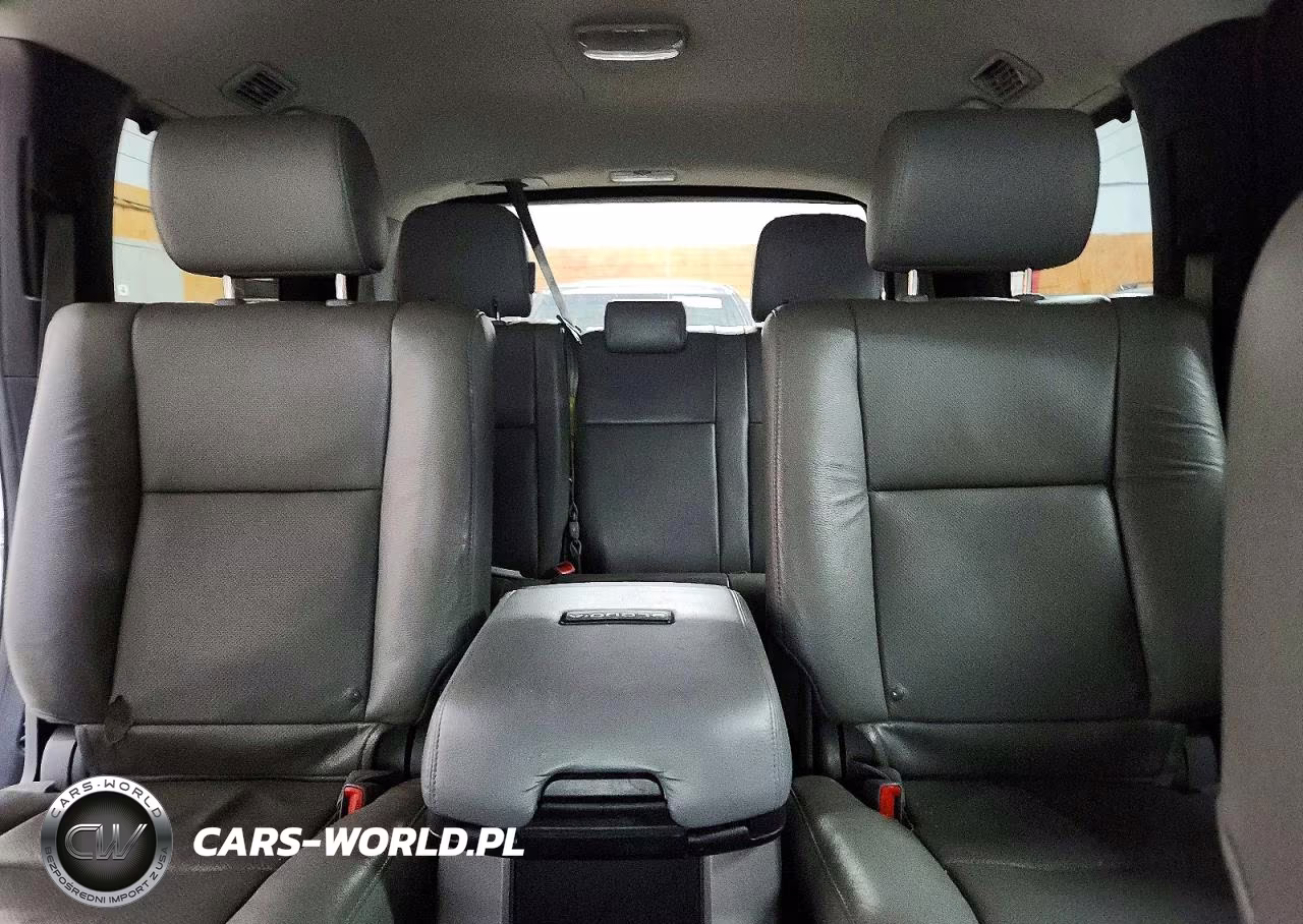 2012 Toyota Sequoia Platinum VIN:5TDDW5G18CS066728 - 10