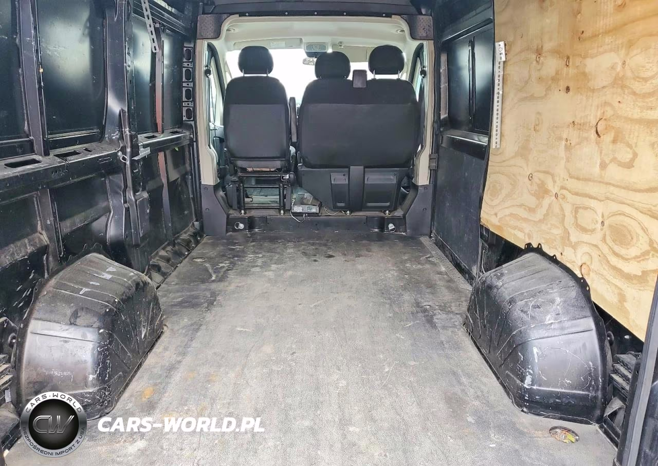 2018 Ram Promaster 2500 Delivery Van VIN:3C6TRVCG4JE155093 - 10