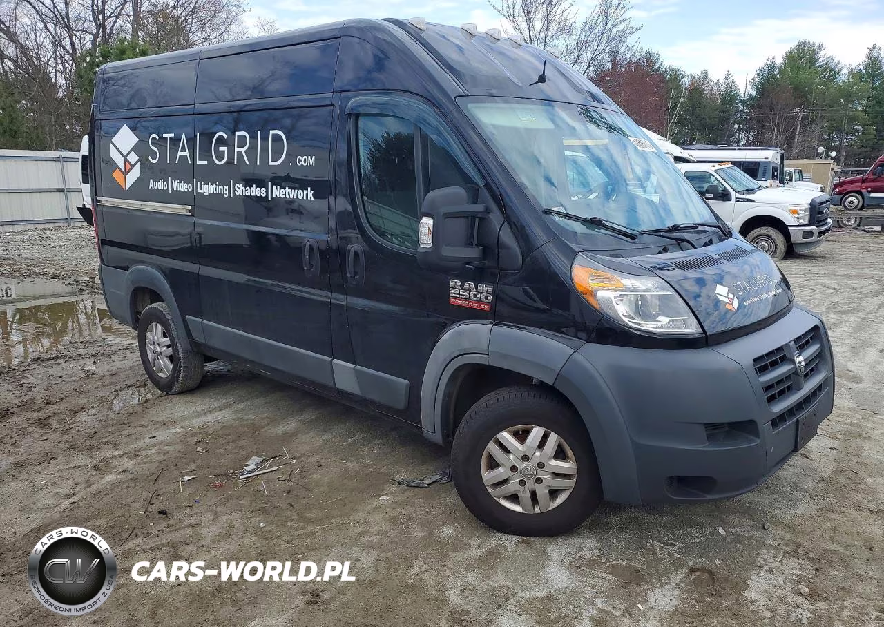 2018 Ram Promaster 2500 Delivery Van VIN:3C6TRVCG4JE155093 - 4