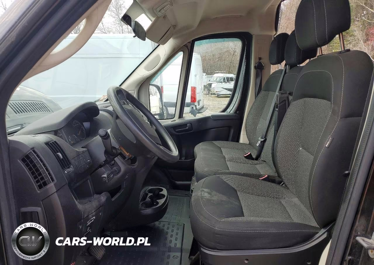 2018 Ram Promaster 2500 Delivery Van VIN:3C6TRVCG4JE155093 - 7