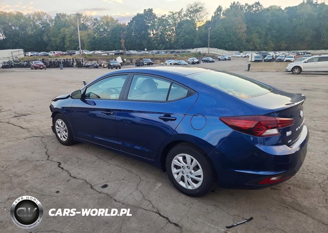 2019 Hyundai Elantra Se VIN:5NPD74LF5KH417463 - 2