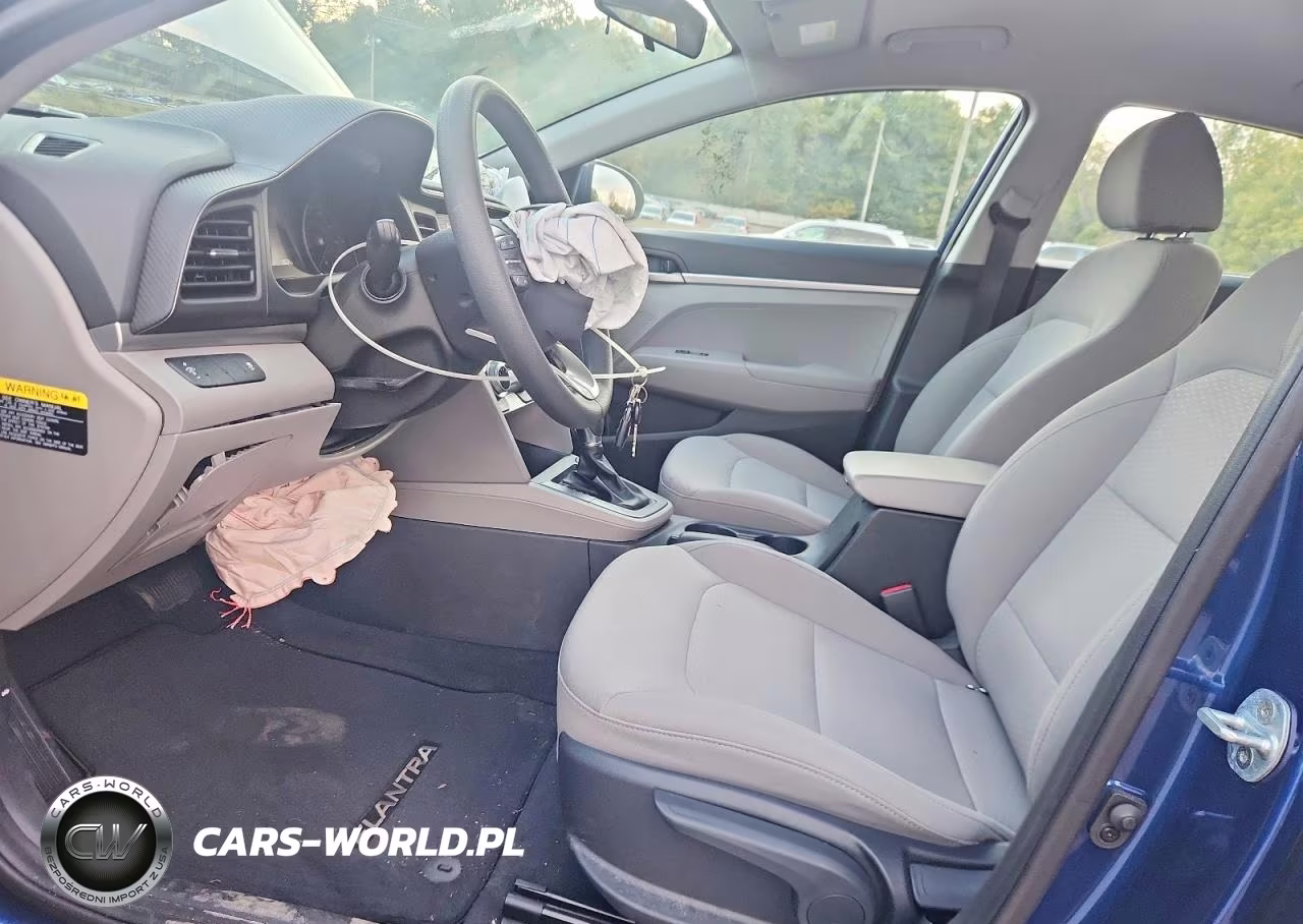 2019 Hyundai Elantra Se VIN:5NPD74LF5KH417463 - 7